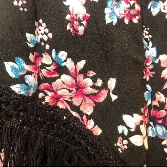 Lane Bryan Kimono Floral Fringe lightweight Flowy M Dolman Festival Coachella - Picture 5 of 8